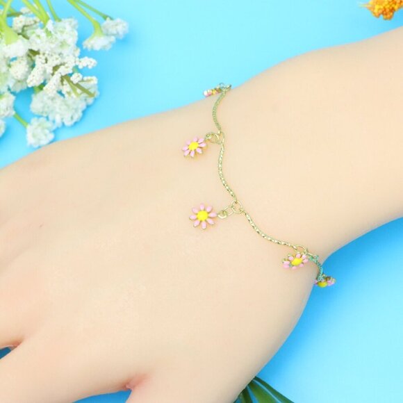 Chic & Stylish Bracelet – A Thoughtful Gift for Women and Girls, DYC1017 - Picture 3 of 8